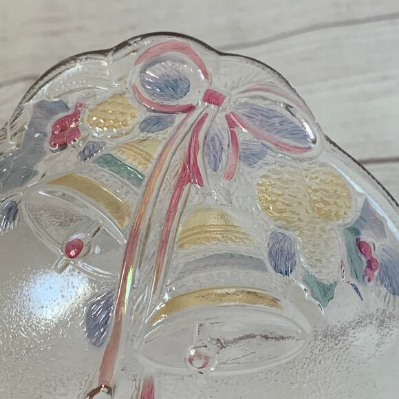 Vintage Mikasa Glass Christmas Basket Bowl with Bells and Plastic Bow Handle - Picture 14 of 16